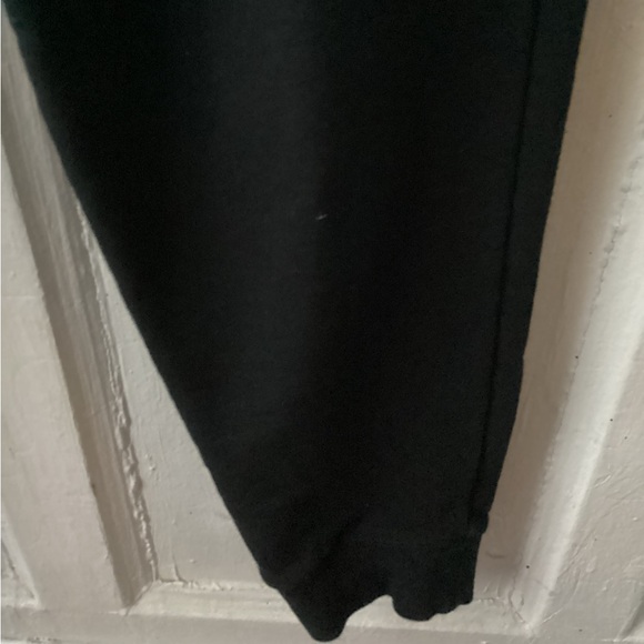 Canada Goose Black Jogger Pants - Picture 4 of 14